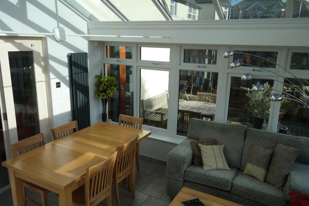 Weston Cottage Poole Extérieur photo